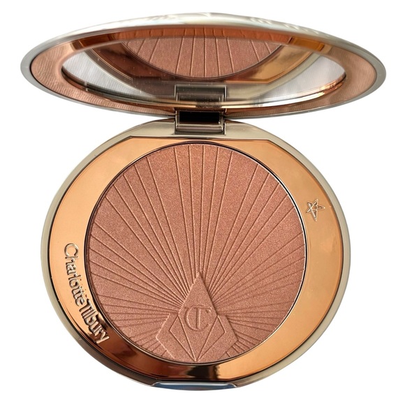Charlotte Tilbury Other - Charlotte Tilbury Radiant Bronzer & Contour Compact — Warm Rose Gold